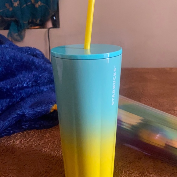 Starbucks cup 24 oz